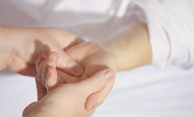 Zespół cieśni nadgarstka – choroba zawałowa młodych ludzi Zespół cieśni nadgarstka