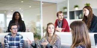 Jakie usługi finansowe oferuje nam bank?