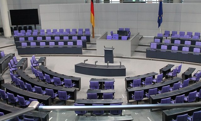 Rzeczywistość polityczna w mediach Rzeczywistość polityczna w mediach