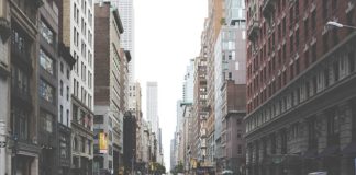 Szybki transport międzykontynentalny.