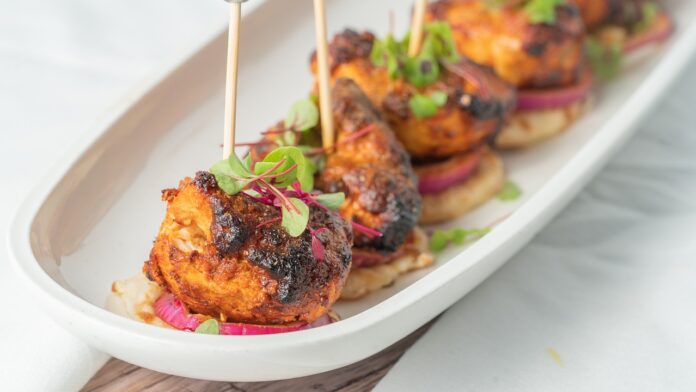 pulpety z indyka w sosie koperkowym pulpety z indyka w sosie koperkowym